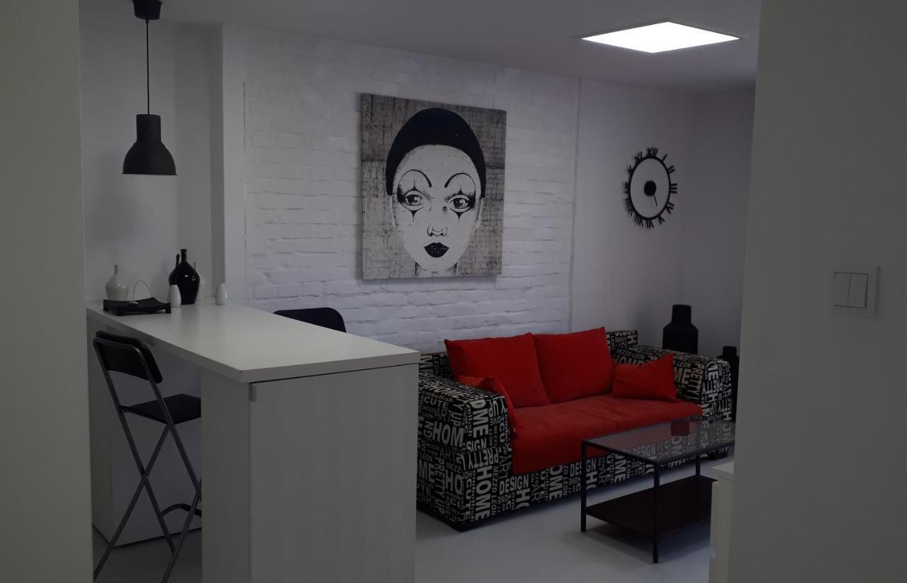 Apartamenty Centrum Rynek Market City Center キェルツェ エクステリア 写真