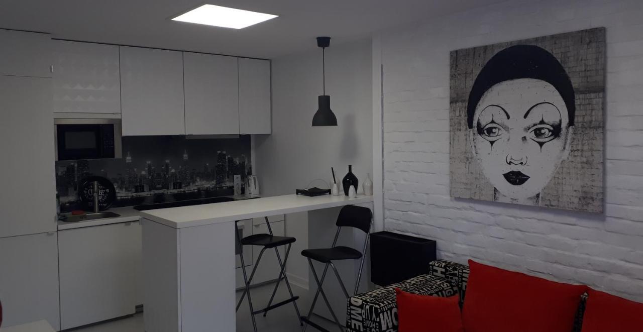Apartamenty Centrum Rynek Market City Center キェルツェ エクステリア 写真