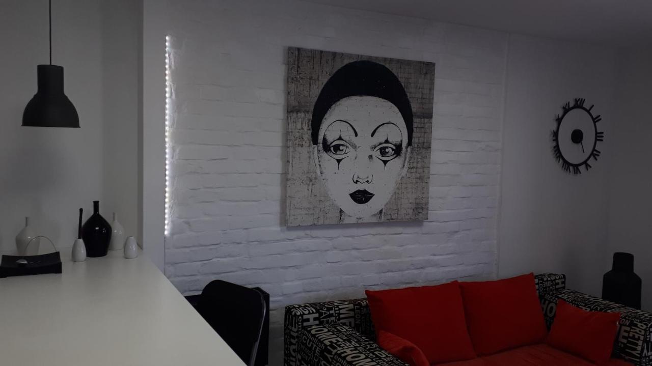 Apartamenty Centrum Rynek Market City Center キェルツェ エクステリア 写真