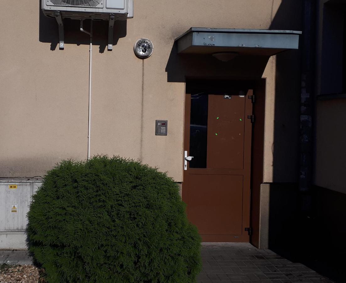 Apartamenty Centrum Rynek Market City Center キェルツェ エクステリア 写真